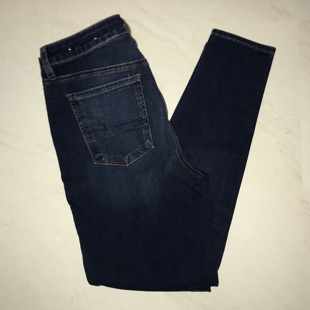 AMERICAN EAGLE Super High Rise Dark Blue Jegging
